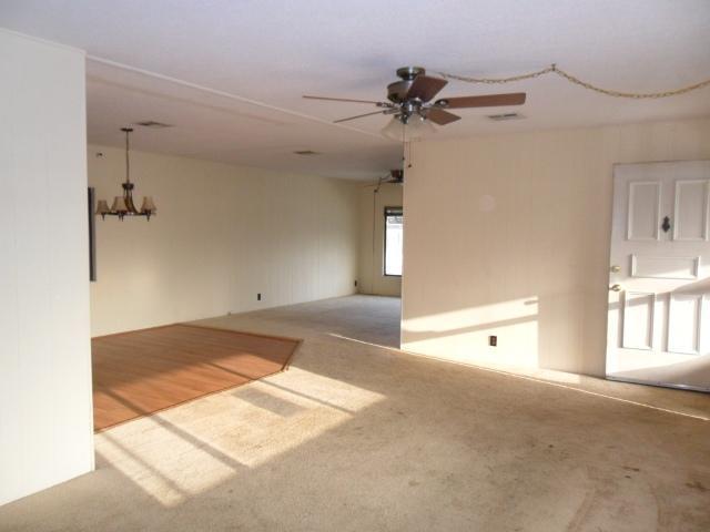 5325 Silver Creek Road Bakersfield, CA 93313 - Photo 4 of 20