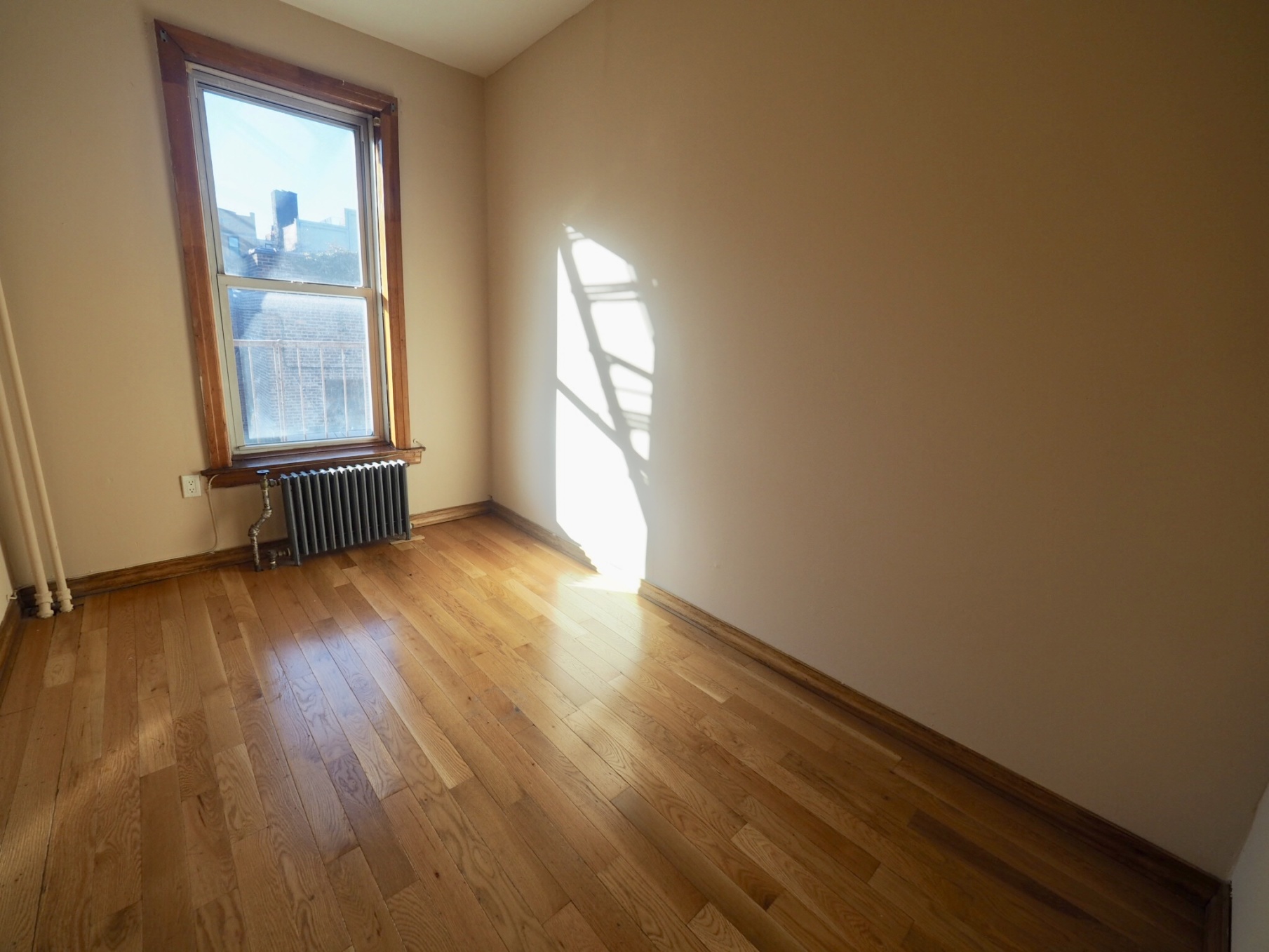 31-18 41st Street, Unit 2R Queens, NY 11103 - Photo 9 of 11