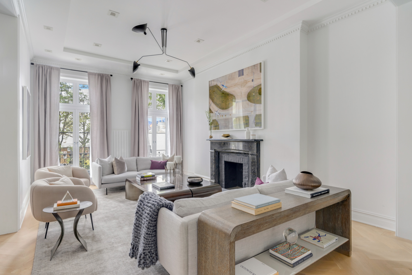 8 Perry Street Manhattan, NY 10014 - Photo 4 of 12