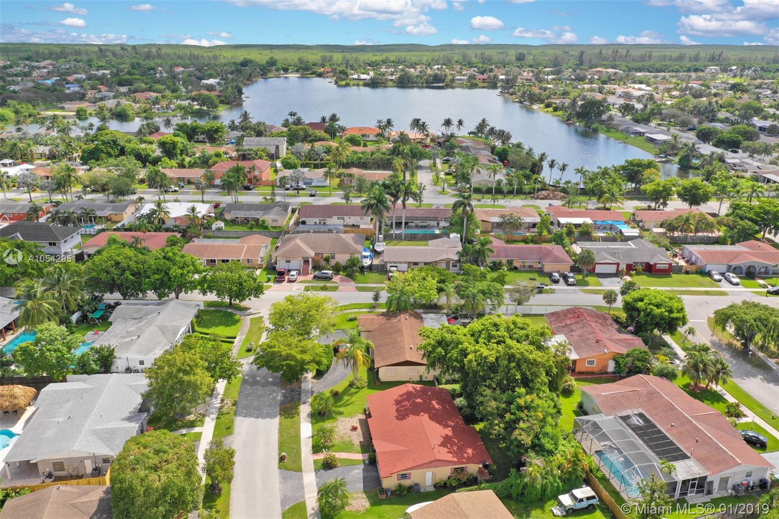 8410 Southwest 201st Street Cutler Bay, FL 33189 - Photo 29 of 46