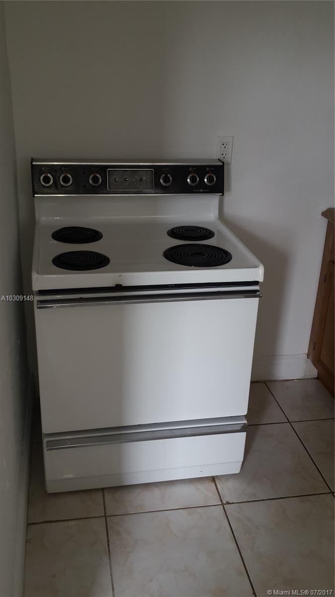 535 Northwest 7th Street, Unit 2 Miami, FL 33136 - Photo 7 of 14