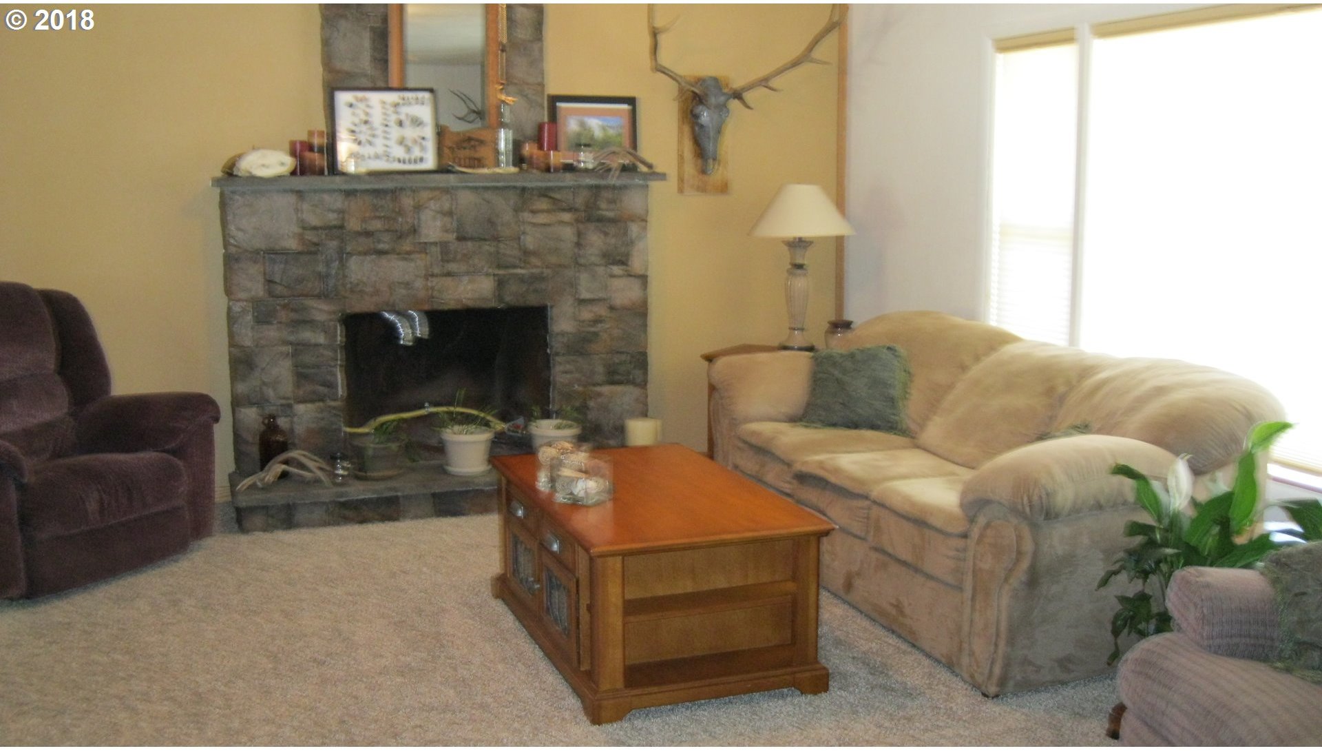54892 Robinson Road Coquille, OR 97423 - Photo 8 of 31 Gallery Image 8