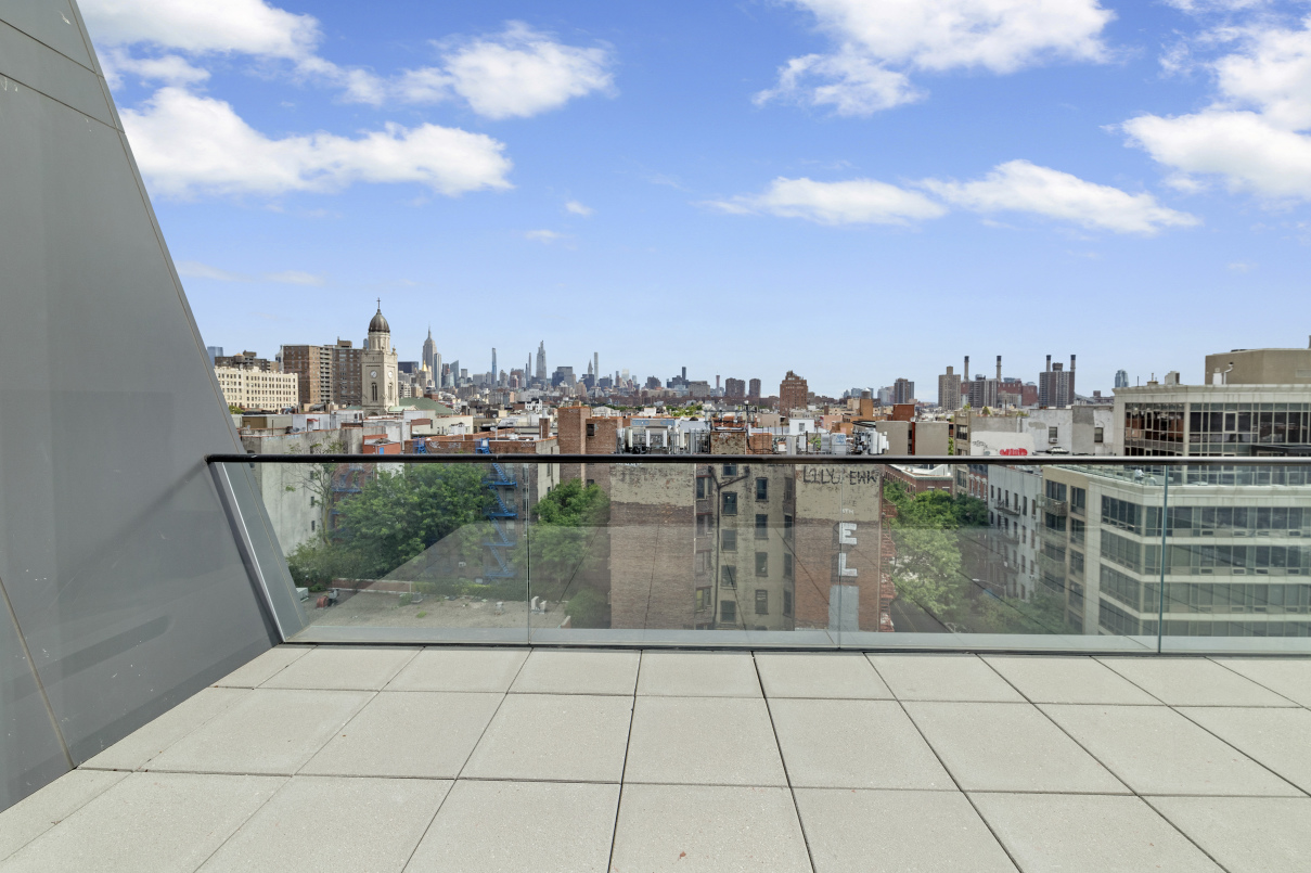 287 East Houston Street, Unit 8B Manhattan, NY 10002 - Photo 9 of 10