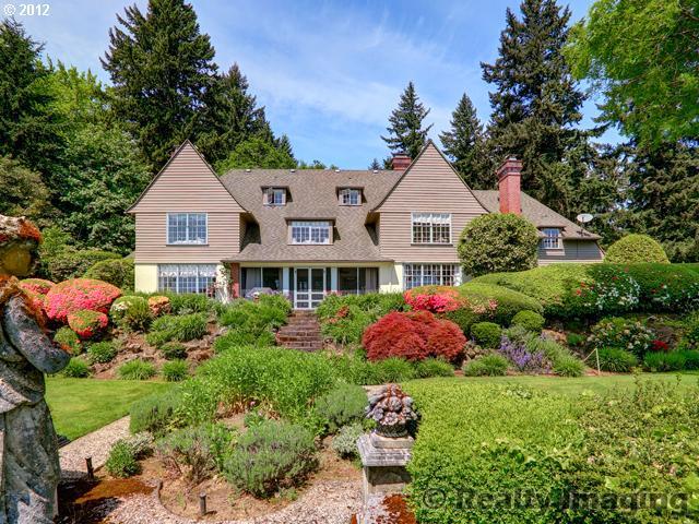 12526 Southwest Edgecliff Road Portland, OR 97219 - Photo 16 of 16 Gallery Image 16