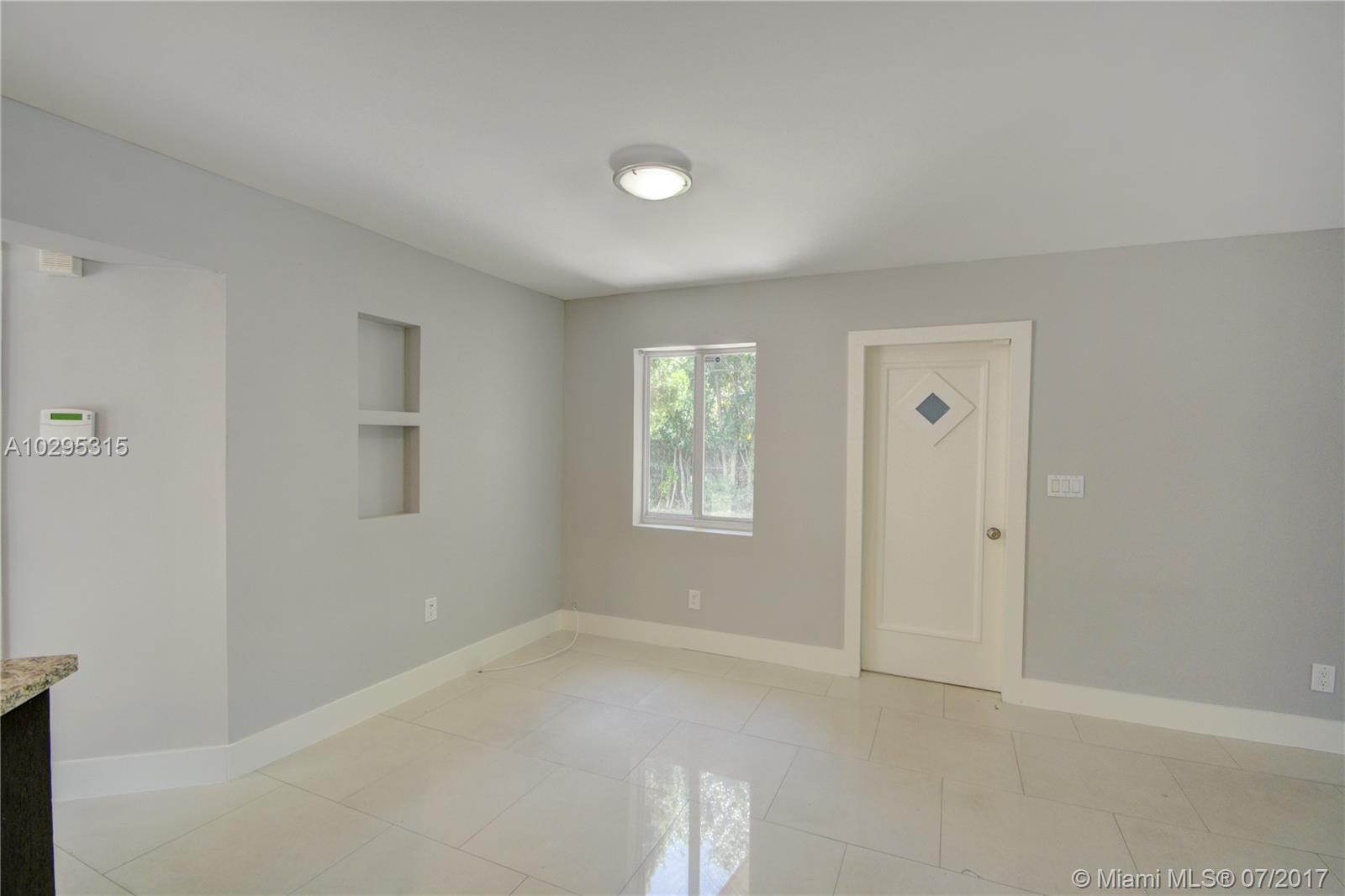 4036 Southwest 5th Street Plantation, FL 33317 - Photo 7 of 28
