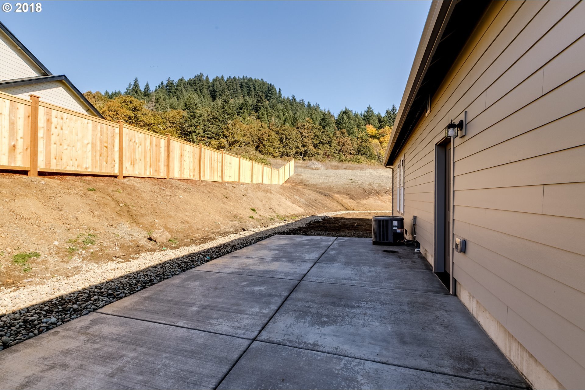 859 Mountaingate Drive Springfield, OR 97478 - Photo 27 of 28 Gallery Image 27