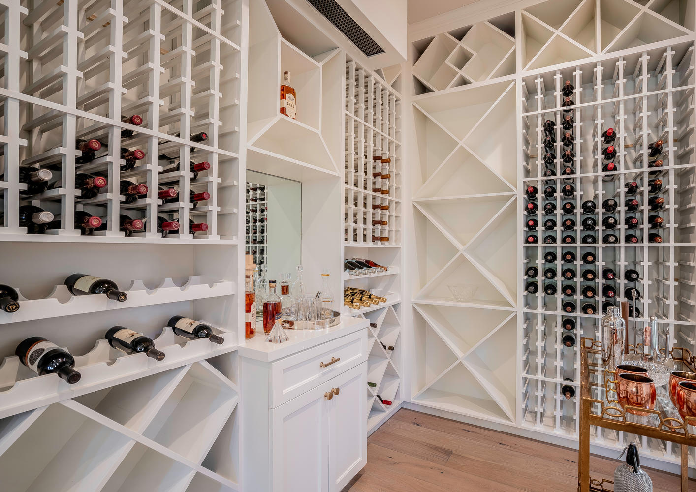 4143 Hayvenhurst Drive Encino, CA 91436 - Photo 16 of 60