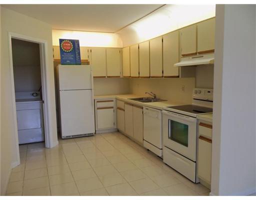 507 Racquet Club Road, Unit 59 Weston, FL 33326 - Photo 7 of 15