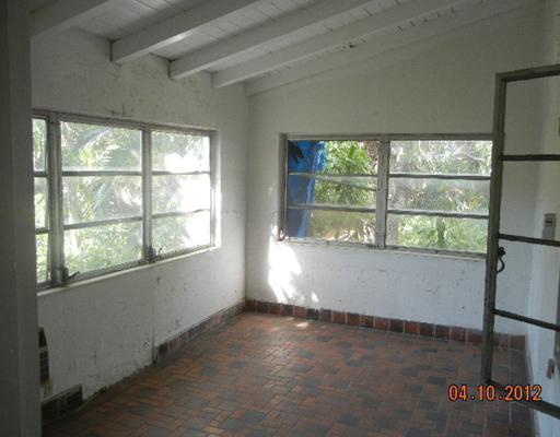 419 Southwest 29th Road Miami, FL 33129 - Photo 5 of 6