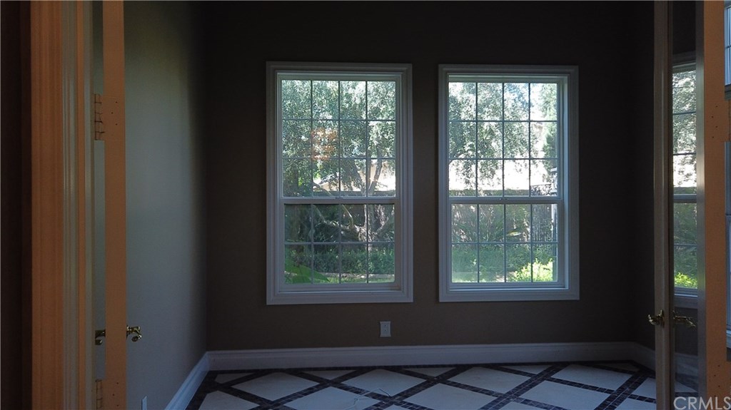 7455 Misty View Place Riverside, CA 92506 - Photo 18 of 55