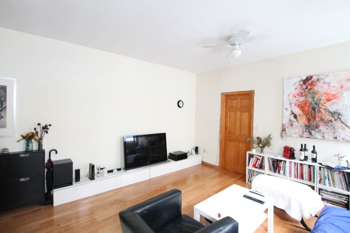 338 East 67th Street, Unit 9 Manhattan, NY 10065 - Photo 1 of 3