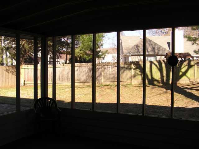 316 East Harpers Ferry Road Collierville, TN 38017 - Photo 5 of 7 Large screened in porch or sunroom