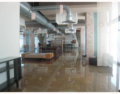 690 Southwest 1st Court, Unit 1034 Miami, FL 33130 - Photo 1 of 6