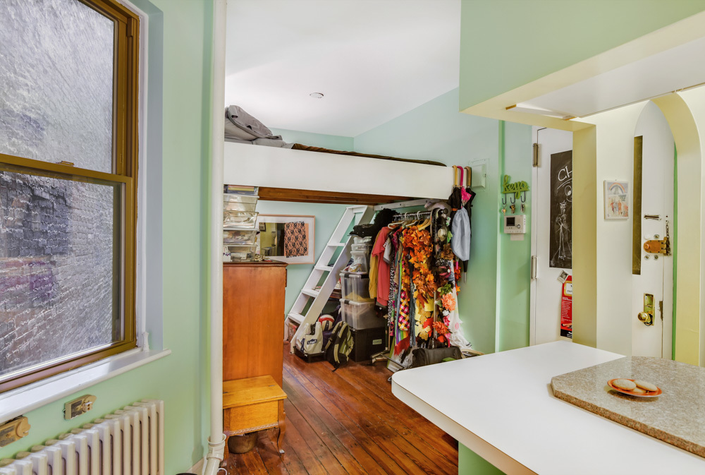 138 West 10th Street, Unit 2FE Manhattan, NY 10014 - Photo 3 of 8