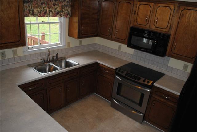 631 Bryan Road Clarksville, TN 37043 - Photo 28 of 30