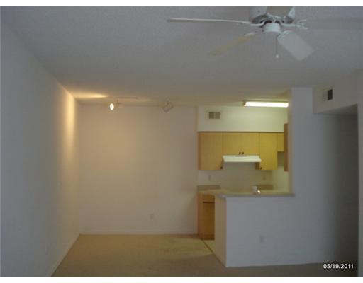 10366 Fox Trail Road South, Unit 1708 West Palm Beach, FL 33411 - Photo 6 of 8