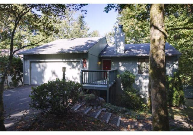 9920 Southwest Quail Post Road Portland, OR 97219 - Photo 14 of 14 Gallery Image 14
