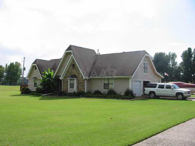 8055 Soderlund Drive Millington, TN 38053 - Photo 1 of 8