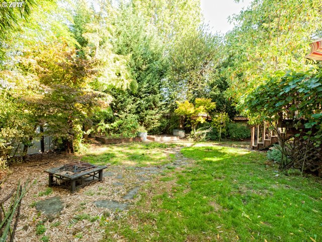 4913 Southeast Rural Street Portland, OR 97206 - Photo 20 of 21 Gallery Image 20