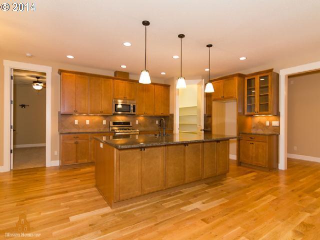 11345 Northwest Leahy Road Portland, OR 97229 - Photo 3 of 10 Gallery Image 3