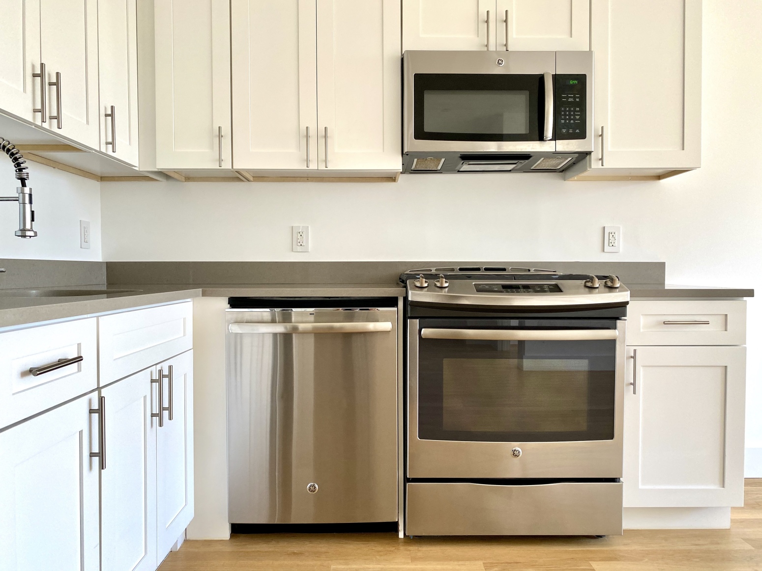 45-11 Broadway, Unit 3A Queens, NY 11103 - Photo 2 of 7