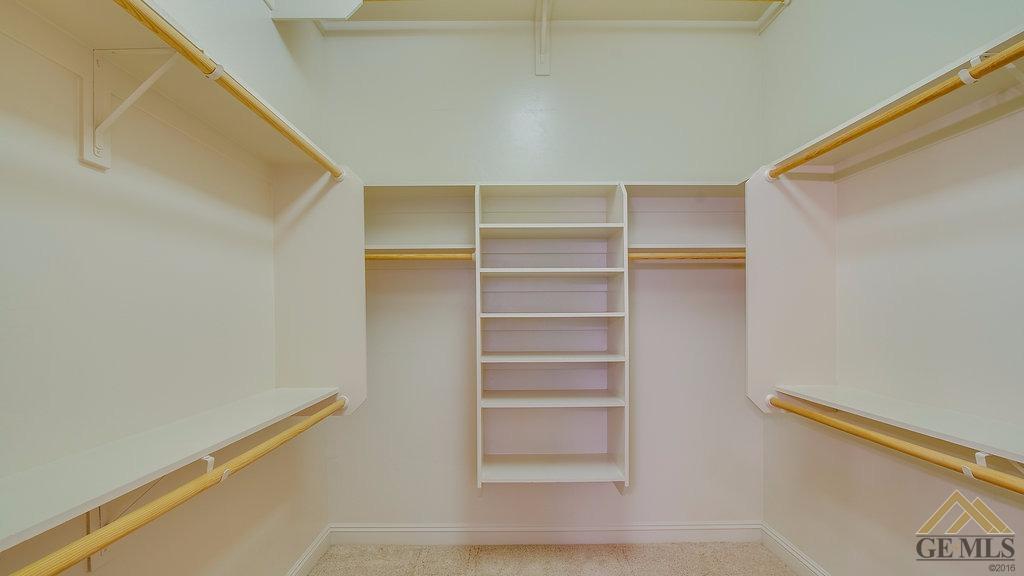 10207 Skiles Drive Bakersfield, CA 93311 - Photo 32 of 34