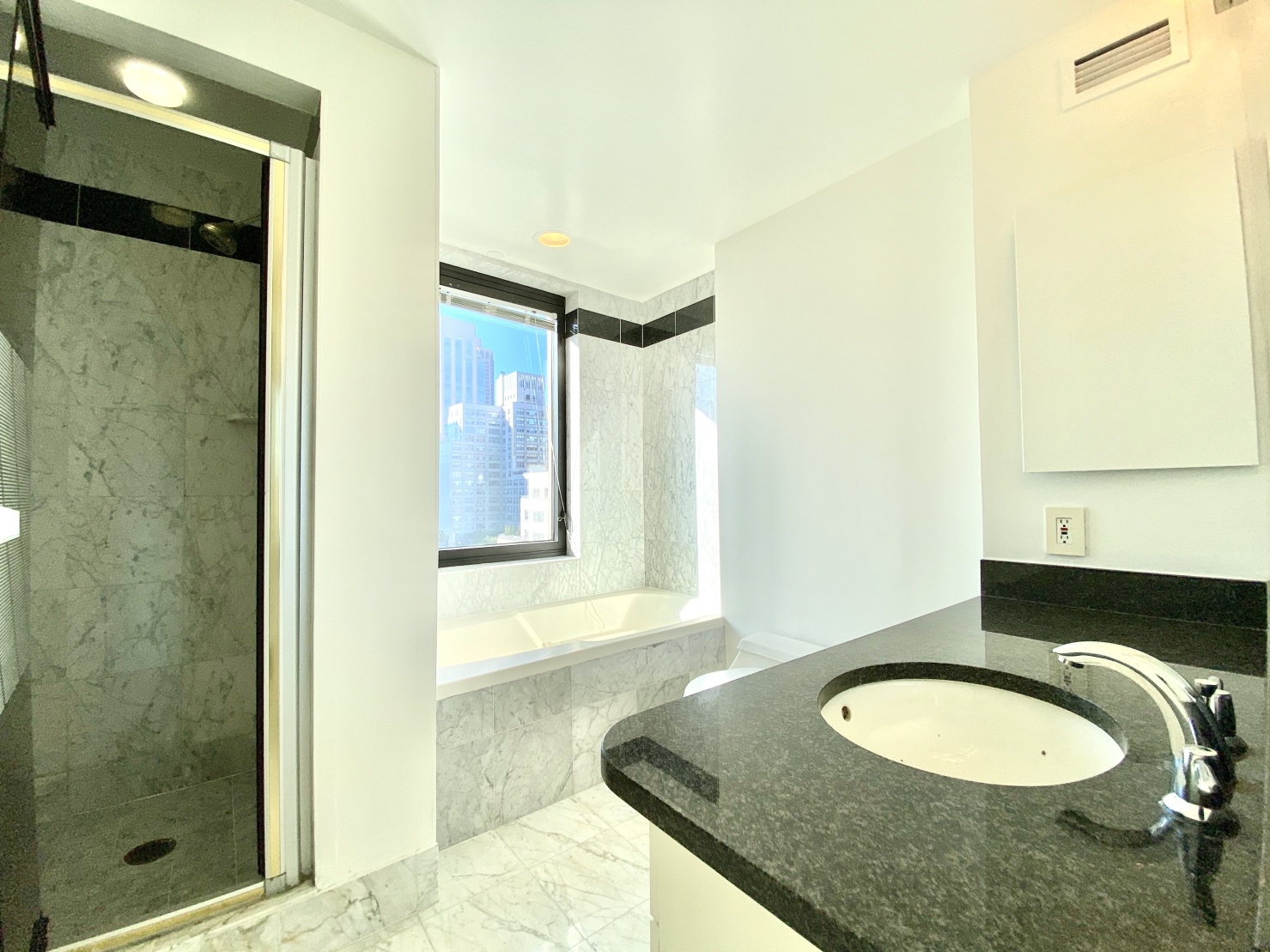 52 East End Avenue, Unit 12B Manhattan, NY 10028 - Photo 8 of 16