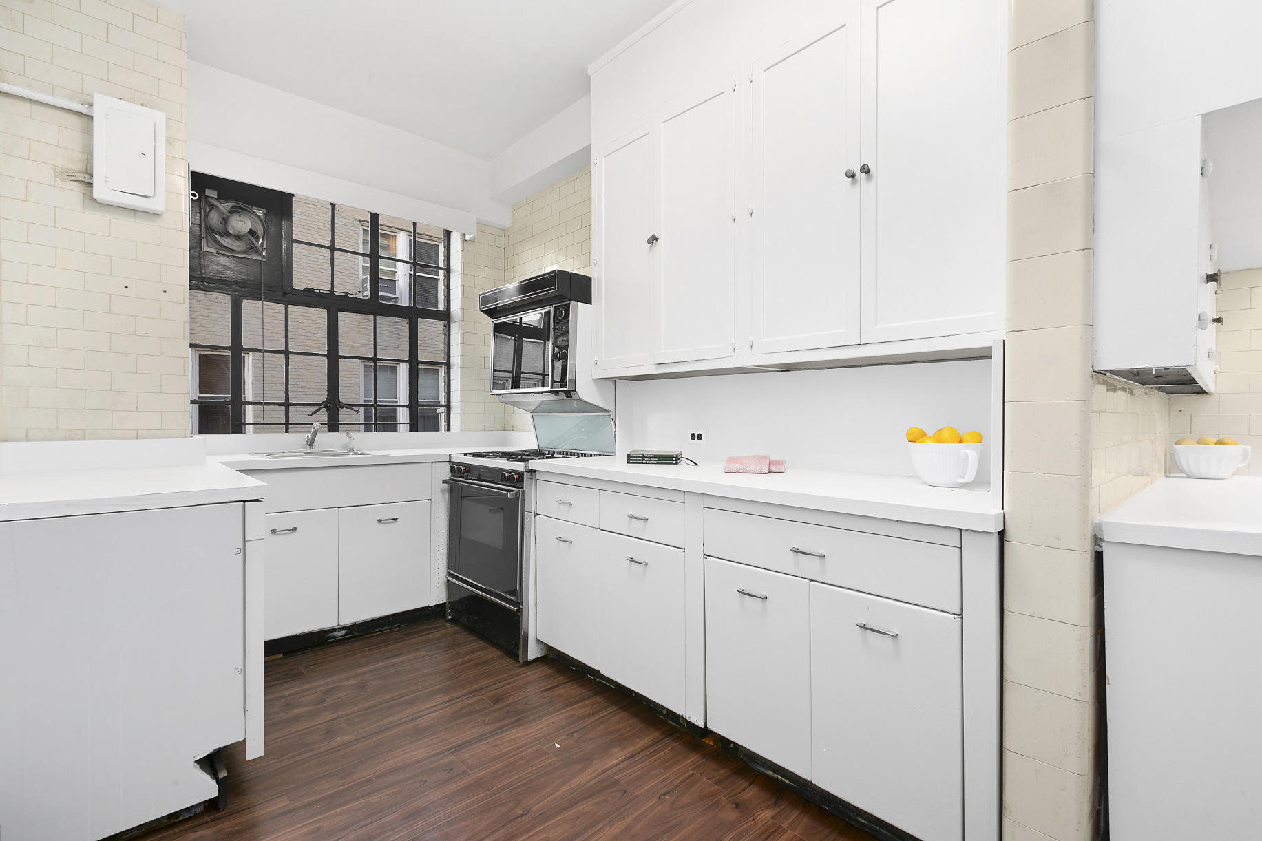 15 West 81st Street, Unit 14B Manhattan, NY 10024 - Photo 13 of 16