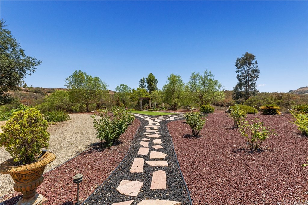 41980 De Luz Road Temecula, CA 92590 - Photo 41 of 63