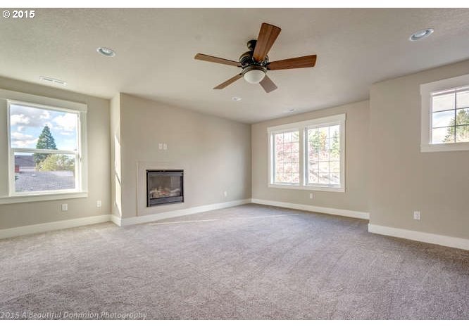 4624 Southeast Rural Street Portland, OR 97206 - Photo 27 of 32 Gallery Image 27