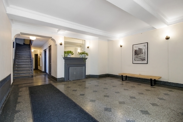 192 E 8th St, Brooklyn, NY 11218 - Photo 2 of 4