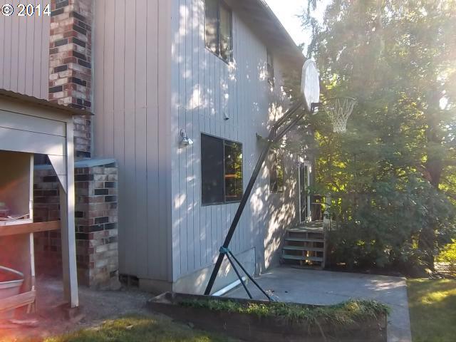 1447 Southwest 14th Street Gresham, OR 97080 - Photo 16 of 16 Gallery Image 16