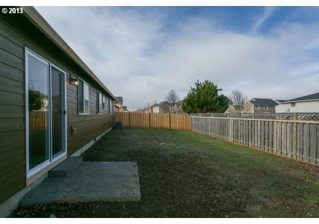 2967 Reed Avenue Woodburn, OR 97071 - Photo 6 of 16 Gallery Image 6