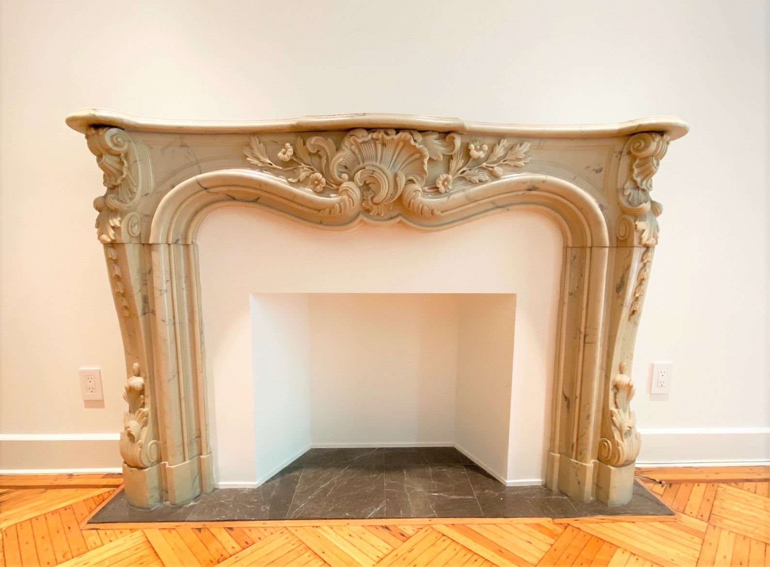 49 East 63rd Street, Unit 3F Manhattan, NY 10065 - Photo 8 of 9