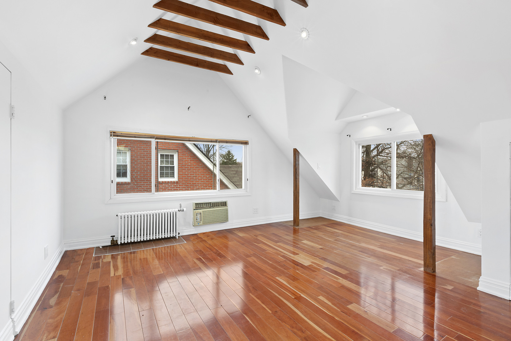 70-06 Groton Street Queens, NY 11375 - Photo 6 of 17