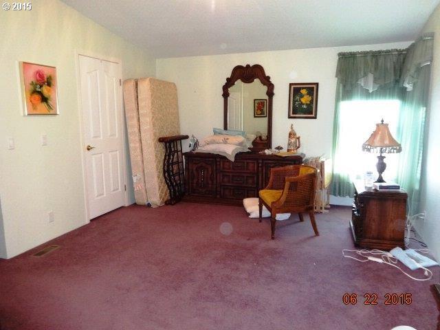 141 West River Ridge Avenue Roseburg, OR 97471 - Photo 11 of 15