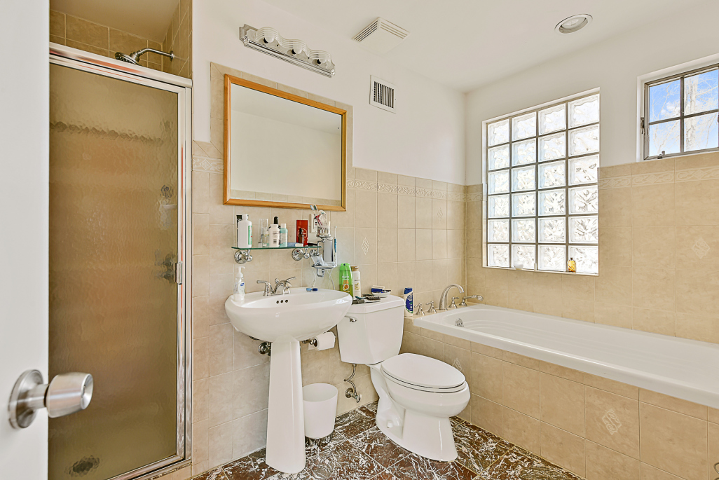 275 College Road, Unit Undisclosed Bronx, NY 10471 - Photo 16 of 26