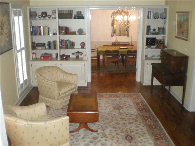 2107 Brierbrook Road Germantown, TN 38138 - Photo 8 of 14 Gallery Image 8