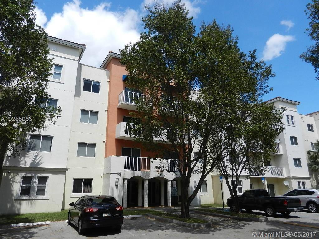 11040 Southwest 196th Street, Unit 412 Cutler Bay, FL 33157 - Photo 1 of 20