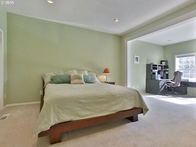 2537 Northwest Mill Pond Road Portland, OR 97229 - Photo 7 of 16 Gallery Image 7