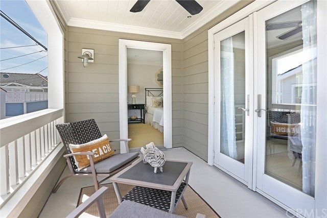 $2,995,000 | 306 Coral Avenue, Newport Beach, CA 92662