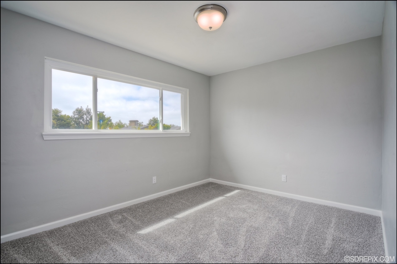 1091 Regal Road Encinitas, CA 92024 - Photo 17 of 25