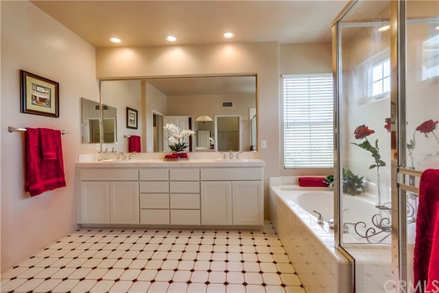 10 Salvo Irvine, CA 92606 - Photo 27 of 50