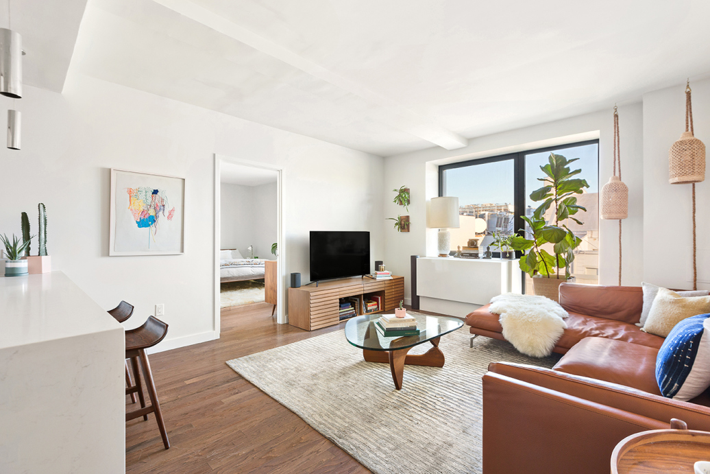 34-32 35th Street Astoria, NY 11106 - Photo 2 of 9