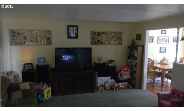 2649 Ridgeway Drive Reedsport, OR 97467 - Photo 8 of 16 Gallery Image 8