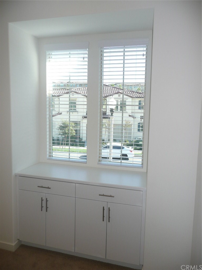 81 Savannah Lake Forest, CA 92630 - Photo 12 of 43