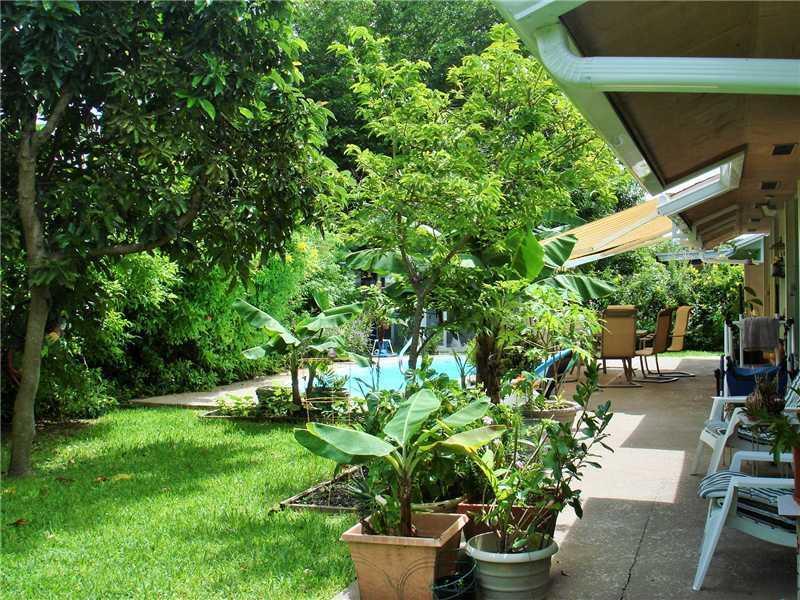 12841 Southwest 147th Lane Road Miami, FL 33186 - Photo 16 of 17 Gallery Image 16
