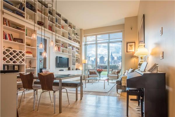 46-30 Center Boulevard, Unit 104 Queens, NY 11109 - Photo 5 of 22