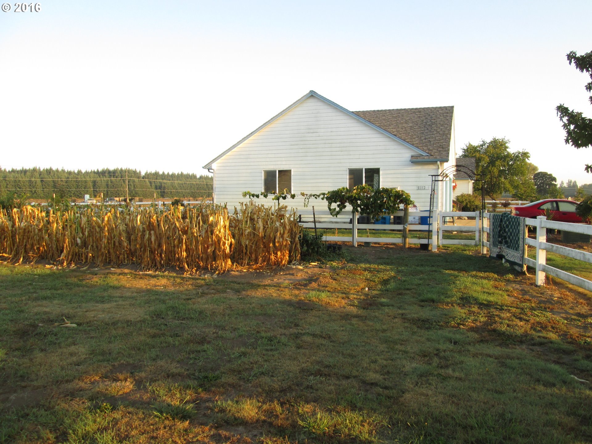 11827 Jones Road Northeast Woodburn, OR 97071 - Photo 8 of 30 Gallery Image 8