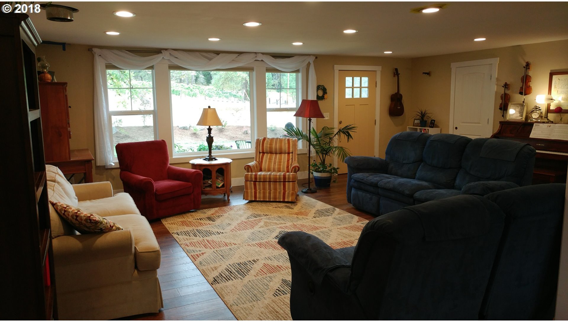 1228 Larson Road Roseburg, OR 97471 - Photo 9 of 22 Gallery Image 9